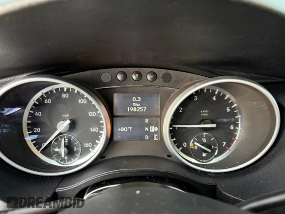 2011 Mercedes-Benz R 350 z VIN 4JGCB6FE8BA116133, wystawiony jako Copart lot #60665145 z przebiegiem 198 257 mil mil oraz Czysty tytuł • Clean title. Historia ofert i sprzedaży dostępna na DreamBid. Obrazek 8.