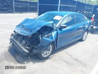 2015 Volkswagen Jetta SE с VIN 3VWD07AJXFM285827, выставлен на аукционе IAAI как лот 42325223 с пробегом 148 225 миль миль и . История ставок и продаж доступна на DreamBid. Изображение 18.