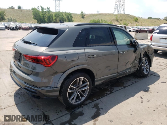 2022 Audi Q3 S line Premium Plus with VIN WA1EECF31N1007643, listed as a Copart auction lot 49499692 with 5,533 mi miles. Bid and sale history available at carsss.com. Image 4.