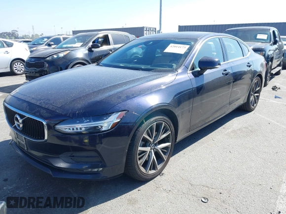 2017 Volvo S90 Momentum z VIN YV1102AK0H1012018, wystawiony jako IAAI lot #42014173 z przebiegiem 155 159 mil mil oraz . Historia ofert i sprzedaży dostępna na DreamBid. Obrazek 17.