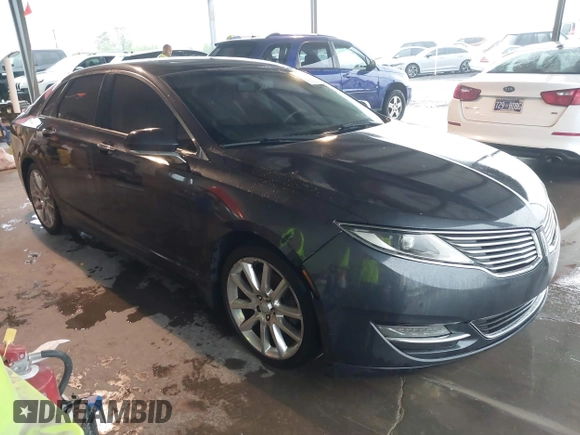 2014 Lincoln MKZ with VIN 3LN6L2J90ER812203, listed as a IAAI auction lot 42078804 with 139,238 mi miles. Bid and sale history available at carsss.com. Image 1.