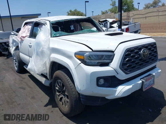 2022 Toyota Tacoma SR5 with VIN 3TMAZ5CN0NM161578, listed as a IAAI auction lot 42430201 with 39,654 mi miles and . Bid and sale history available at DreamBid. Image 1.