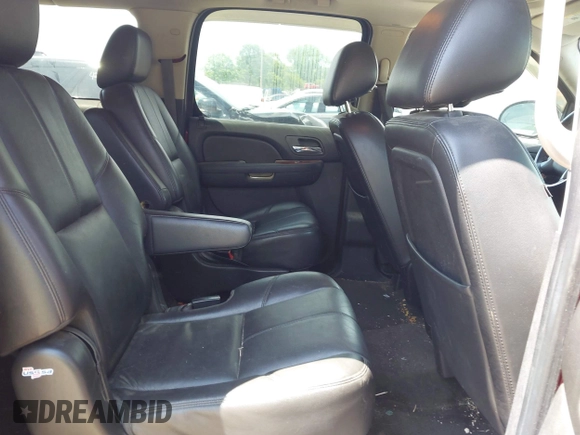 2012 Chevrolet Suburban LT with VIN 1GNSKJE7XCR239853, listed as a IAAI auction lot 42365421 with 283,450 mi miles and . Bid and sale history available at DreamBid. Image 8.