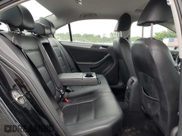 2013 Volkswagen Jetta SE with VIN 3VWDP7AJ4DM425976, listed as a Copart auction lot 58095525 with 77,395 mi miles and Salvage title. Bid and sale history available at DreamBid. Image 10.