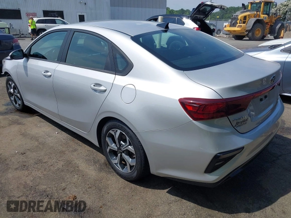 2021 Kia Forte LXS с VIN 3KPF24AD4ME331948, выставлен на аукционе IAAI как лот 42474846 с пробегом 101 922 миль миль и . История ставок и продаж доступна на DreamBid. Изображение 3.