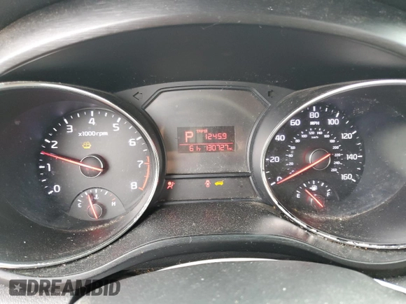 2016 Kia Sedona LX with VIN KNDMB5C17G6088744, listed as a Copart auction lot 43519815 with 130,727 mi miles and Clean Title. Bid and sale history available at carsss.com. Image 9.