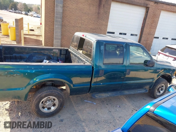 1999 Ford Super Duty F-250 XL with VIN 1FTNW21S2XEE10313, listed as a IAAI auction lot 41825300 with 150,619 mi miles. Bid and sale history available at carsss.com. Image 13.