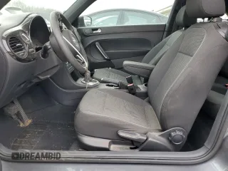 2014 Volkswagen Beetle Entry с VIN 3VWF17ATXEM640078, выставлен на аукционе Copart как лот 47581155 с пробегом 137 606 миль миль и Чистый • Clean title. История ставок и продаж доступна на DreamBid. Изображение 7.