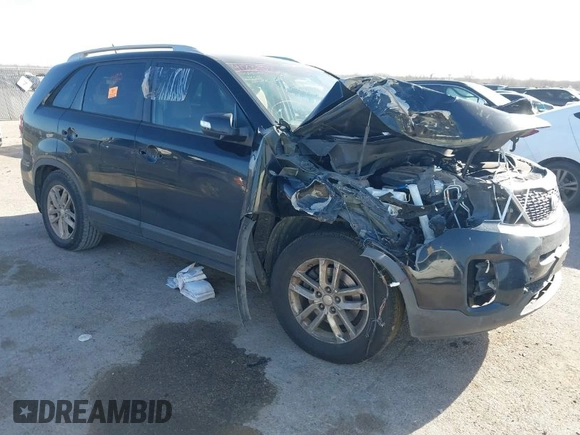 2014 Kia Sorento LX with VIN 5XYKT4A79EG482567, listed as a IAAI auction lot 41832550 with Not Provided miles and . Bid and sale history available at carsss.com. Image 1.