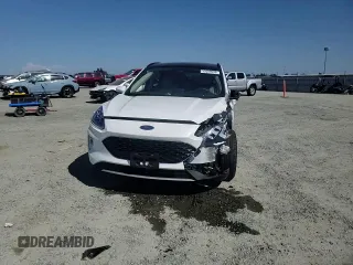2020 Ford Escape Titanium Hybrid z VIN 1FMCU9DZ6LUC47658, wystawiony jako Copart lot #59599995 z przebiegiem 63 004 mil mil oraz Szkoda całkowita • Salvage title. Historia ofert i sprzedaży dostępna na DreamBid. Obrazek 13.