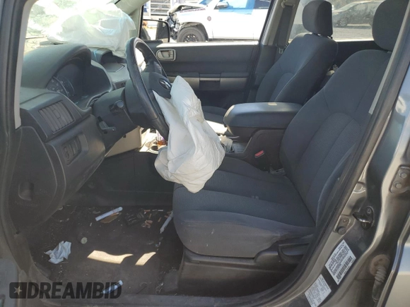 2004 Mitsubishi Endeavor LS z VIN 4A4MN21S64E033763, wystawiony jako Copart lot #70665634 z przebiegiem Nie podano mil oraz Szkoda całkowita • Salvage title. Historia ofert i sprzedaży dostępna na DreamBid. Obrazek 7.