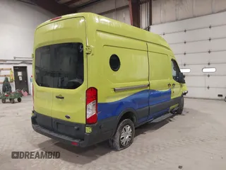 2017 Ford Transit с VIN 1FTBW2XM1HKA78346, выставлен на аукционе IAAI как лот 42252707 с пробегом 149 491 миль миль и . История ставок и продаж доступна на DreamBid. Изображение 4.
