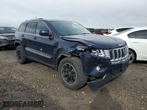 2013 Jeep Grand Cherokee Laredo with VIN 1C4RJFAG7DC631559, listed as a Copart auction lot 45027195 with 78,945 mi miles and Salvage Title. Bid and sale history available at carsss.com. Image 4.
