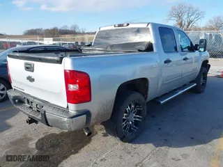 2012 Chevrolet Silverado 1500 LT with VIN 1GCPKSE70CF141159, listed as a IAAI auction lot 40953651 with 141,375 mi miles. Bid and sale history available at carsss.com. Image 4.