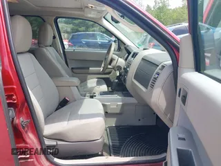 2012 Ford Escape XLT с VIN 1FMCU9D72CKA61657, выставлен на аукционе IAAI как лот 42361559 с пробегом 85 439 миль миль и . История ставок и продаж доступна на DreamBid. Изображение 5.