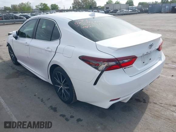 2022 Toyota Camry SE with VIN 4T1G11AK6NU066677, listed as a IAAI auction lot 41892982 with 71,059 mi miles and . Bid and sale history available at carsss.com. Image 3.
