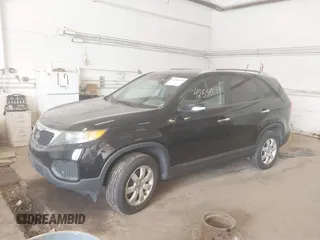2013 Kia Sorento LX with VIN 5XYKT4A24DG364087, listed as a IAAI auction lot 42540199 with 238,247 mi miles and . Bid and sale history available at DreamBid. Image 2.