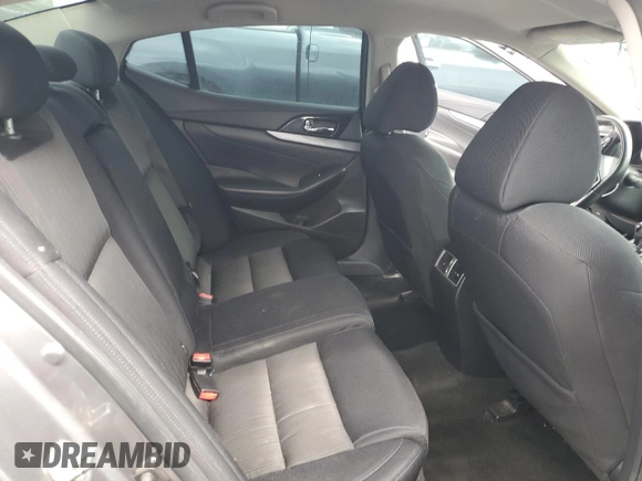 2016 Nissan Maxima S with VIN 1N4AA6AP2GC416209, listed as a Copart auction lot 56875135 with 200,762 mi miles and Salvage title. Bid and sale history available at DreamBid. Image 10.