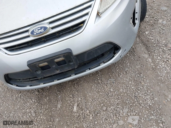 2013 Ford Fiesta SE with VIN 3FADP4BJXDM220183, listed as a IAAI auction lot 42026592 with 153,396 mi miles. Bid and sale history available at carsss.com. Image 12.