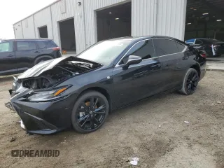2024 Lexus ES 300h with VIN 58ABA1C15RU043954, listed as a Copart auction lot 44977915 with 9,880 mi miles and Salvage title. Bid and sale history available at DreamBid. Image 1.