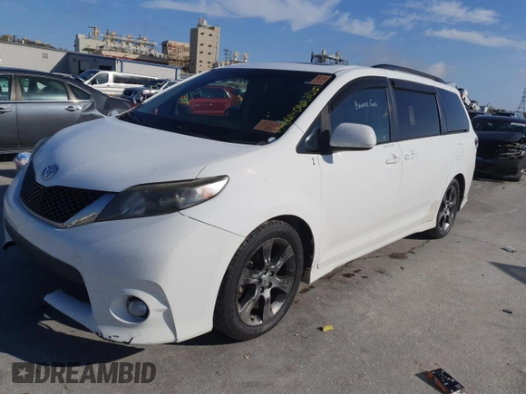 2011 Toyota Sienna SE with VIN 5TDXK3DC8BS099164, listed as a Copart auction lot 50380285 with 212,064 mi miles and Clean Title. Bid and sale history available at carsss.com. Image 1.