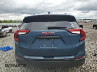 2024 GMC Terrain SLT z VIN 3GKALVEG7RL255280, wystawiony jako Copart lot #55603495 z przebiegiem 22 434 mil mil oraz Szkoda całkowita • Salvage title. Historia ofert i sprzedaży dostępna na DreamBid. Obrazek 6.