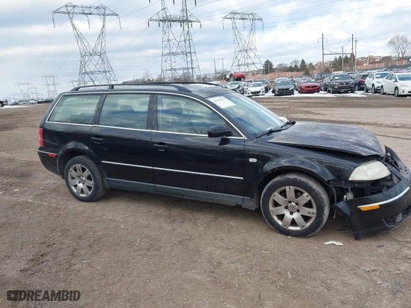 2003 Volkswagen Passat GLX with VIN WVWYH63B23E073924, listed as a IAAI auction lot 41447079 with 160,263 mi miles. Bid and sale history available at carsss.com. Image 1.