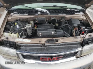 2000 GMC Safari with VIN 1GKDM19W9YB537215, listed as a Copart auction lot 44083255 with 230,032 mi miles and Salvage Title. Bid and sale history available at carsss.com. Image 13.