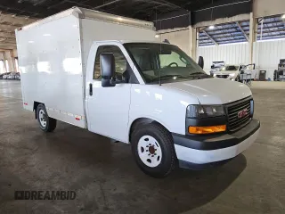 2021 GMC Savana Commercial with VIN 1GDY7RF76M1211125, listed as a Copart auction lot 86904144 with Not Provided miles and Clean Title. Bid and sale history available at carsss.com. Image 4.