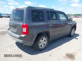 2014 Jeep Patriot Altitude with VIN 1C4NJPBA4ED786063, listed as a IAAI auction lot 42174337 with 96,398 mi miles and . Bid and sale history available at DreamBid. Image 4.