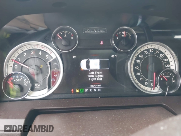 2016 Ram 2500 Laramie with VIN 3C6UR5FL3GG387758, listed as a IAAI auction lot 41522575 with 322,434 mi miles. Bid and sale history available at carsss.com. Image 7.
