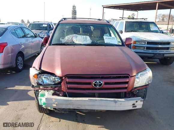 2006 Toyota Highlander w/3rd Row with VIN JTEDP21A060106758, listed as a IAAI auction lot 41441477 with 154,143 mi miles. Bid and sale history available at carsss.com. Image 6.