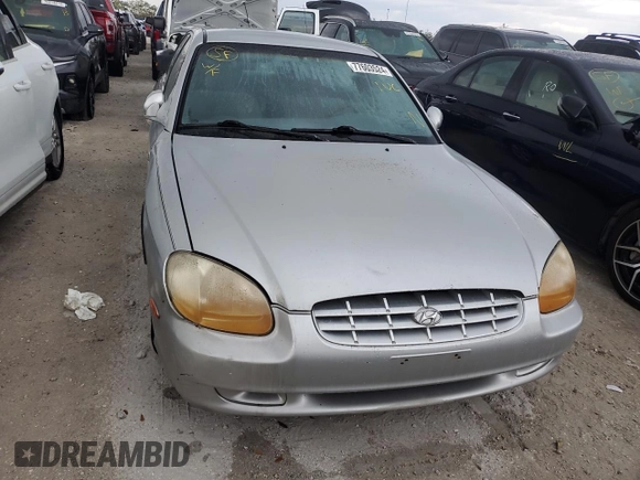 2001 Hyundai Sonata with VIN KMHWF25S71A448175, listed as a Copart auction lot 77603524 with 57,771 mi miles and Non Repairable. Bid and sale history available at carsss.com. Image 5.