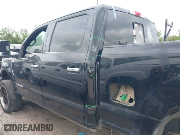 2017 Ford F-250 Lariat with VIN 1FT7W2BT0HEC51082, listed as a IAAI auction lot 42148223 with 164,951 mi miles and . Bid and sale history available at DreamBid. Image 14.