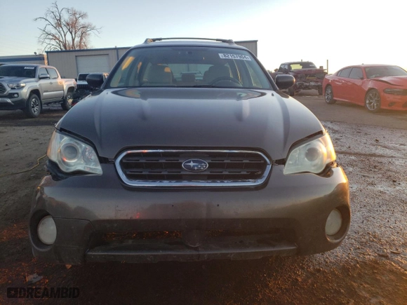 2008 Subaru Outback (Natl) i with VIN 4S4BP61C887323596, listed as a Copart auction lot 82157904 with 201,382 mi miles and Salvage Title. Bid and sale history available at carsss.com. Image 5.