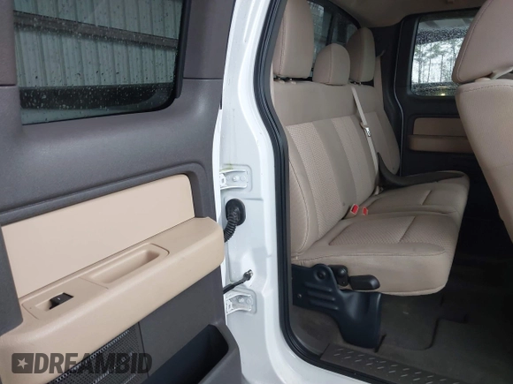 2011 Ford F-150 XL with VIN 1FTFX1CT6BFC10586, listed as a IAAI auction lot 41613825 with 124,854 mi miles. Bid and sale history available at carsss.com. Image 8.