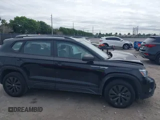 2023 Volkswagen Taos S z VIN 3VVCX7B27PM335958, wystawiony jako IAAI lot #41598028 z przebiegiem 21 684 mil mil oraz . Historia ofert i sprzedaży dostępna na DreamBid. Obrazek 13.