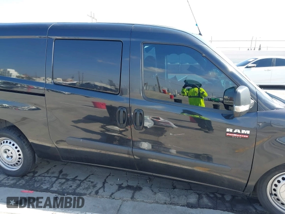 2016 Ram ProMaster City Cargo Tradesman с VIN ZFBERFAT6G6B10538, выставлен на аукционе IAAI как лот 42106002 с пробегом Не указан миль и . История ставок и продаж доступна на DreamBid. Изображение 14.