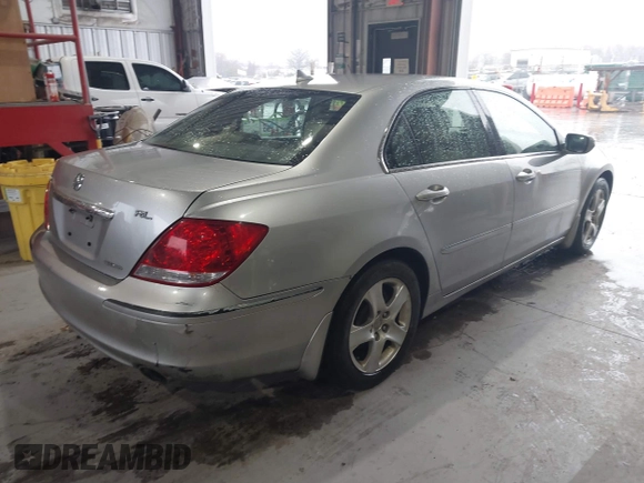 2008 Acura RL with VIN JH4KB16528C004491, listed as a IAAI auction lot 41571102 with 144,373 mi miles and . Bid and sale history available at DreamBid. Image 4.