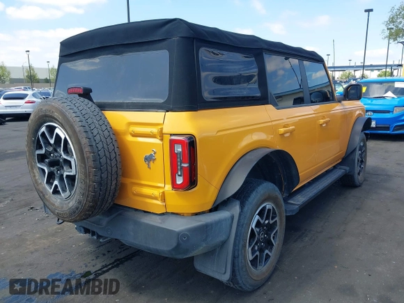 2021 Ford Bronco with VIN 1FMEE5BPXMLA93172, listed as a IAAI auction lot 42109487 with Not Provided miles and . Bid and sale history available at DreamBid. Image 4.