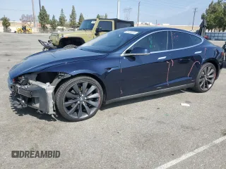 2013 Tesla Model S Performance с VIN 5YJSA1CP9DFP14639, выставлен на аукционе Copart как лот 61038115 с пробегом 78 384 миль миль и Списание • Salvage title. История ставок и продаж доступна на DreamBid. Изображение 1.
