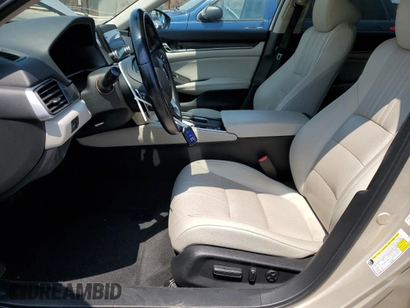 2018 Honda Accord EX-L z VIN 1HGCV3F53JA000901, wystawiony jako Copart lot #64674335 z przebiegiem 67 532 mil mil oraz Szkoda całkowita • Salvage title. Historia ofert i sprzedaży dostępna na DreamBid. Obrazek 7.