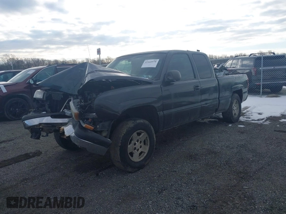 2003 Chevrolet Silverado 1500 LS with VIN 2GCEK19VX31260807, listed as a IAAI auction lot 41443970 with 180,000 mi miles. Bid and sale history available at carsss.com. Image 2.