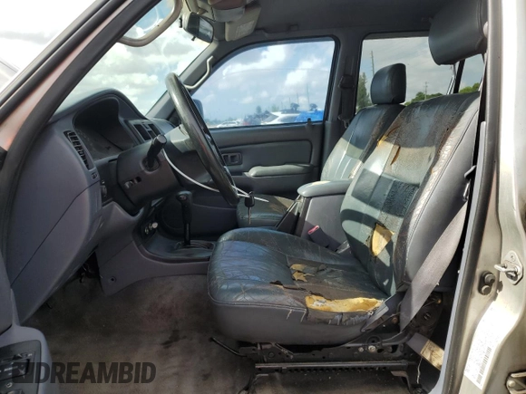 1999 Toyota 4Runner SR5 with VIN JT3GN86R8X0113147, listed as a Copart auction lot 64168045 with 204,721 mi miles and Clean title. Bid and sale history available at DreamBid. Image 7.