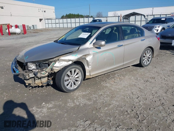 2013 Honda Accord Sdn EX-L with VIN 1HGCR2F82DA137163, listed as a IAAI auction lot 41636283 with 216,743 mi miles. Bid and sale history available at carsss.com. Image 17.