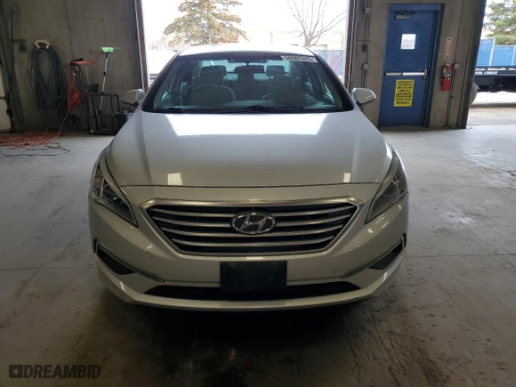 2015 Hyundai Sonata 2.4L SE with VIN 5NPE24AF4FH181982, listed as a Copart auction lot 50905925 with 137,043 mi miles and Salvage Title. Bid and sale history available at carsss.com. Image 5.