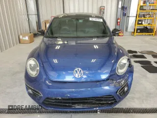 2013 Volkswagen Beetle with VIN 3VW4S7AT9DM687105, listed as a Copart auction lot 62742764 with 90,487 mi miles and Clean Title. Bid and sale history available at DreamBid. Image 5.