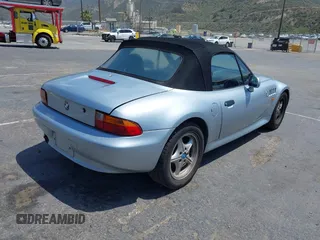 1996 BMW 3 Series Z3 1.9 with VIN 4USCH7326TLB70570, listed as a IAAI auction lot 42178179 with 84,341 mi miles and . Bid and sale history available at carsss.com. Image 4.