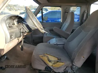 1993 Ford F-250 with VIN 1FTHX25M2PKB23111, listed as a Copart auction lot 42396685 with 0 mi miles and Salvage Title. Bid and sale history available at carsss.com. Image 7.