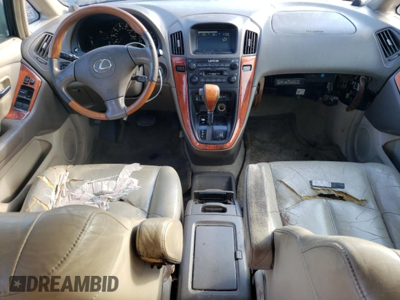 2002 Lexus RX 300 with VIN JTJHF10U820274394, listed as a Copart auction lot 71036874 with 185,606 mi miles and Clean Title. Bid and sale history available at carsss.com. Image 8.
